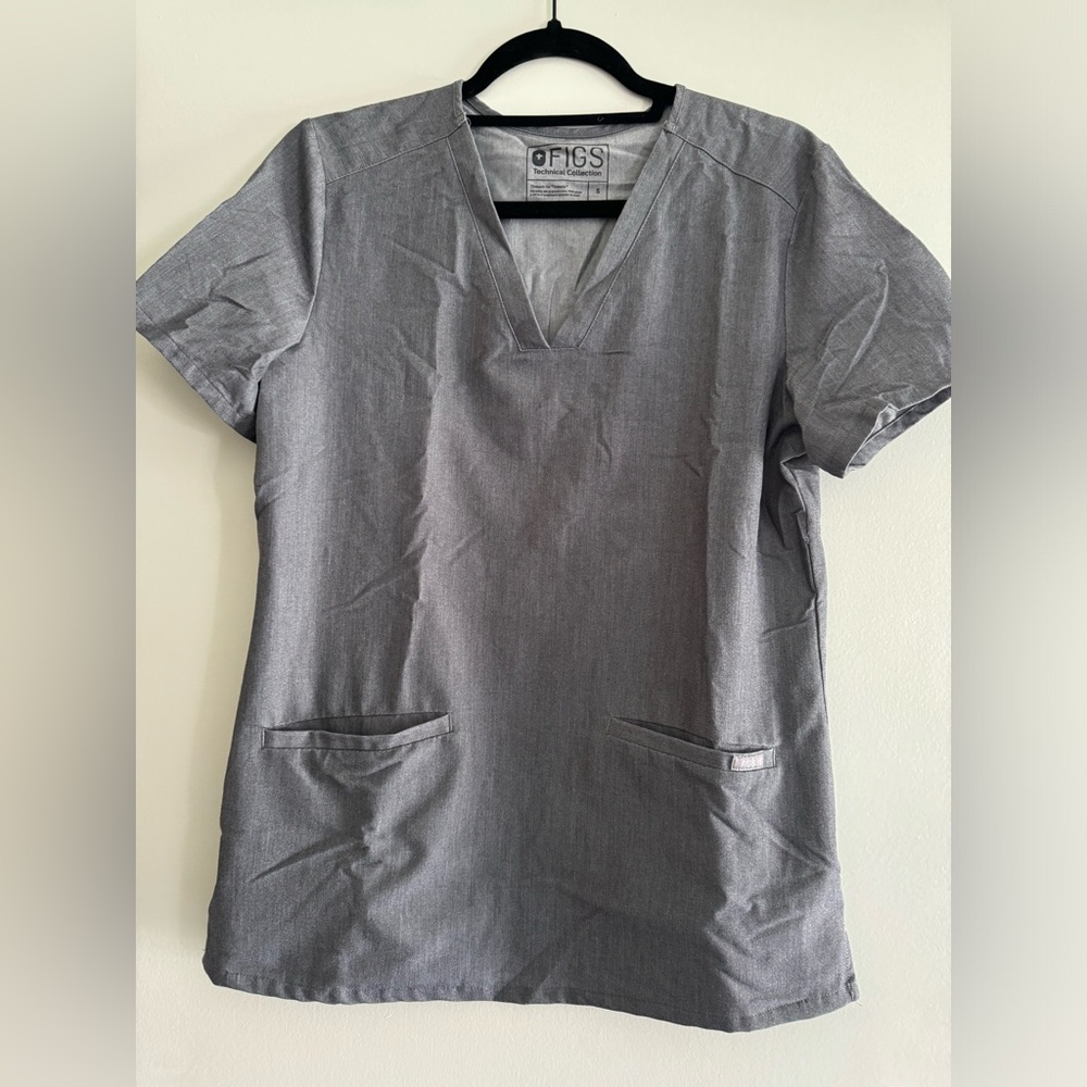 Figs gray two pocket scrub top